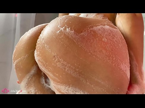 ❤️ Brunetė masturbuoja putytę su vibratoriumi iki intensyvaus orgazmo duše ❤️ Porno prie porno lt.nomescriativos.top ☑